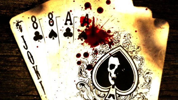 Игральная карта дама пик