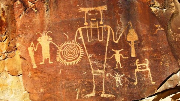 Петроглифы древних людей