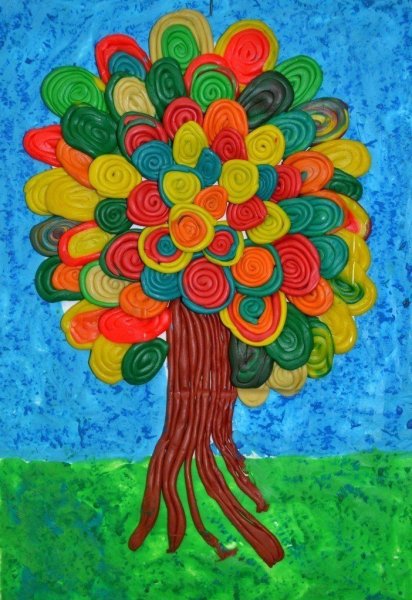 Аппликация дерево из жгутиков пластилина