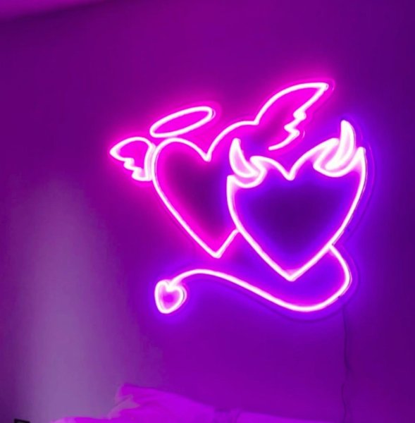 Неоновое сердце