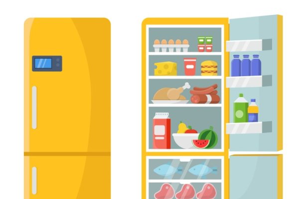 Холодильник с продуктами для детей