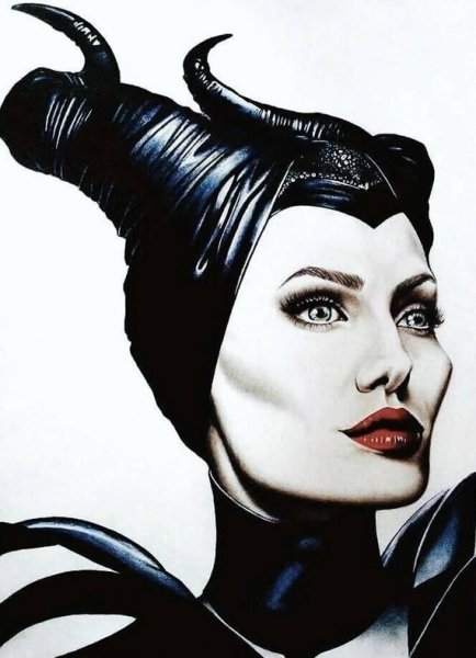 Срисовать Малефисенту