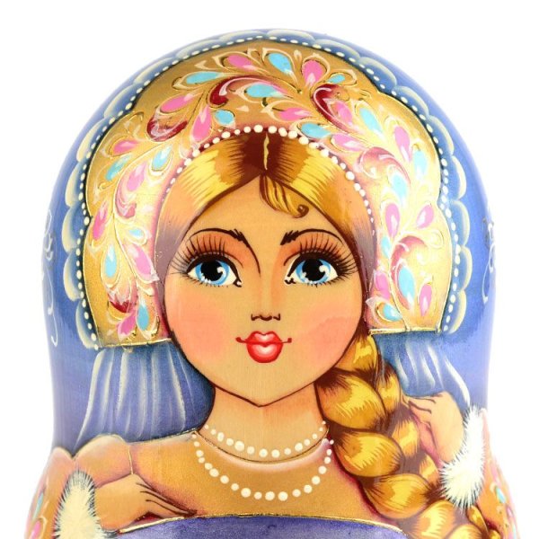 Портрет русской красавицы карандашом