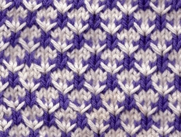 Ленивый жаккард спицами Аверчева