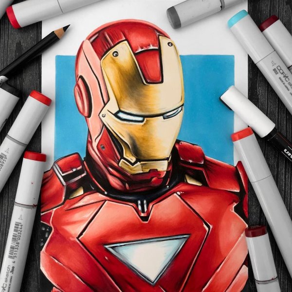 Шлем Тони Старка сбоку