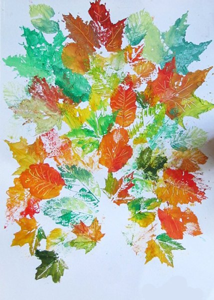 «Осенние листья» (Отпечатки листьев) дети