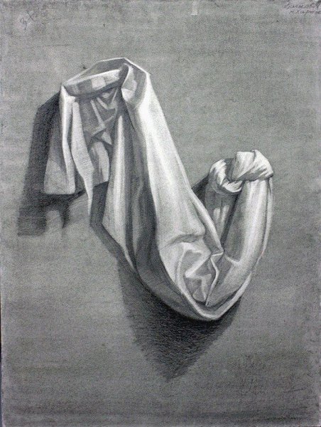 Этюд драпировки со складками гризайль