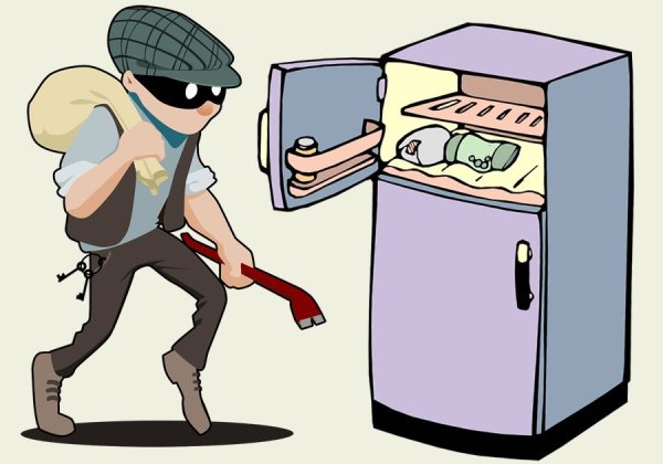 Воруют продукты из холодильника