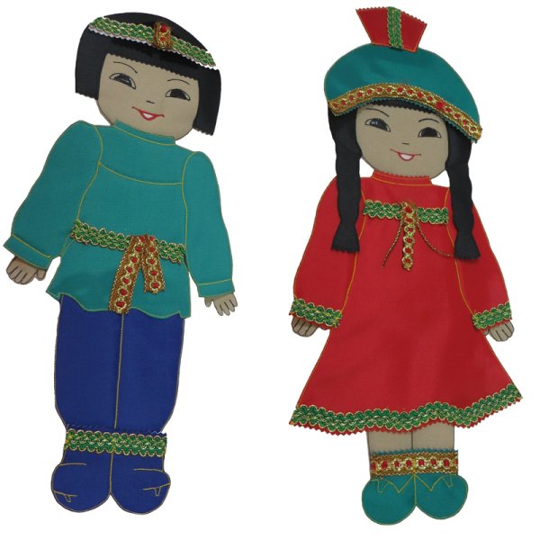 Якутские куклы в национальных костюмах