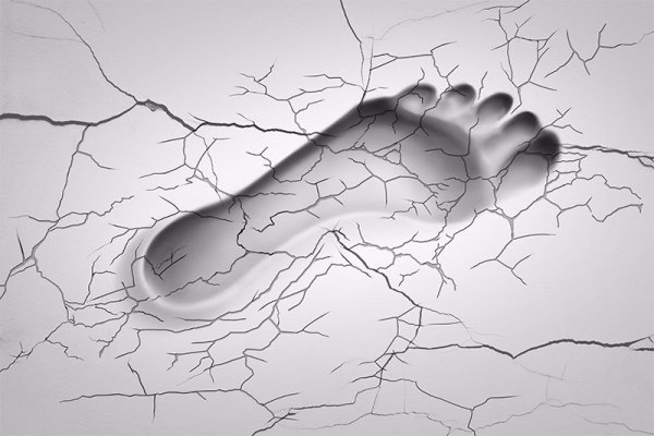 Трещина в стене без фона