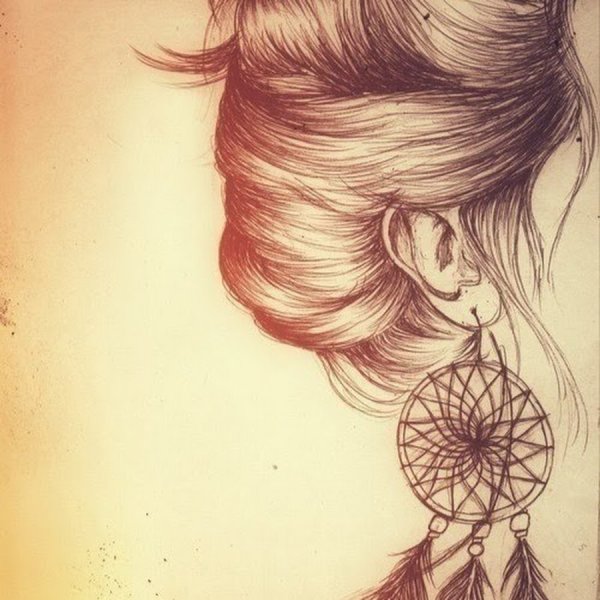 Нарисованная девушка со спины