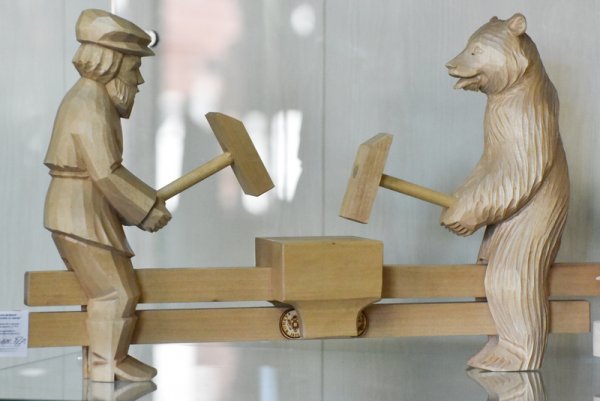 Игрушки «кузнецы» Богородские кузнецы»