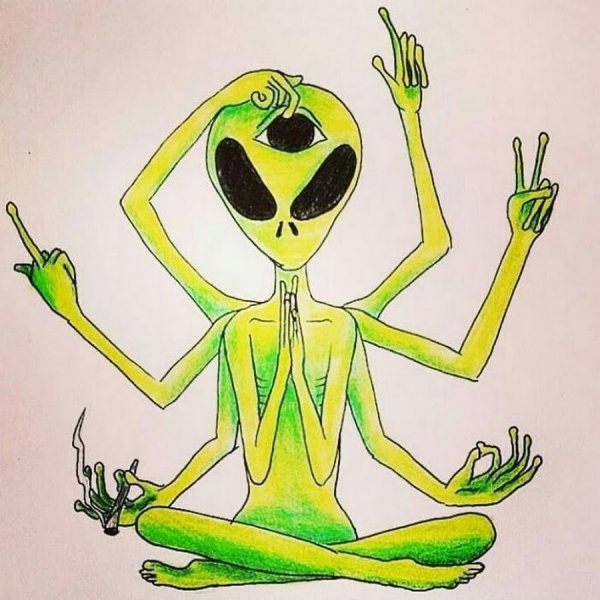 Инопланетянин в позе лотоса