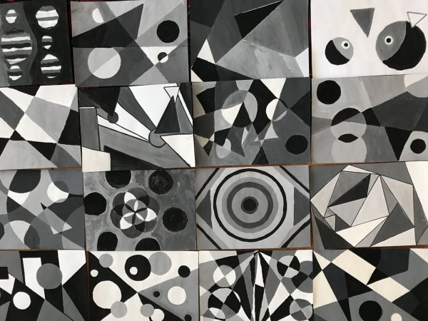 Ахроматическая композиция