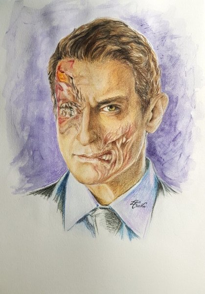 Белый грим на лице