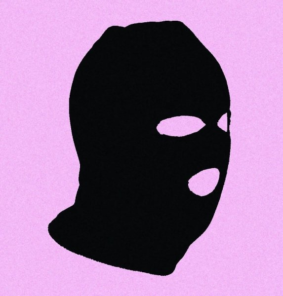 Балаклава на черном фоне