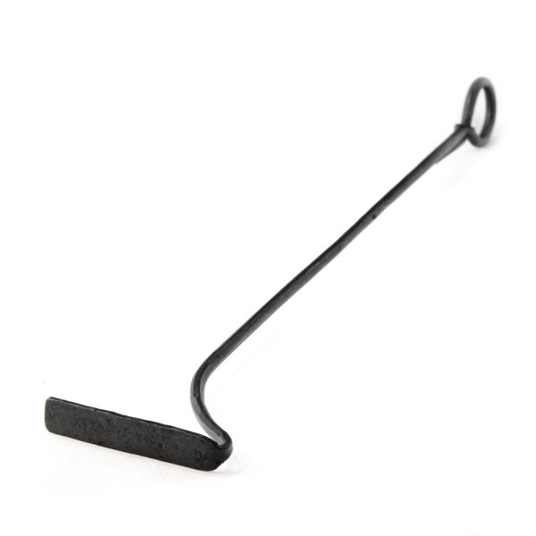 Кочерга печная