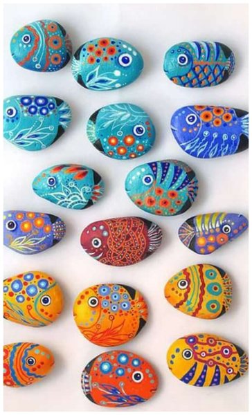 Совы на гальке