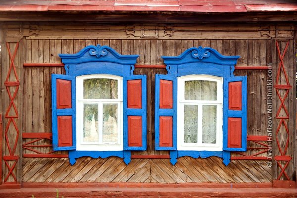 Наличники со ставнями