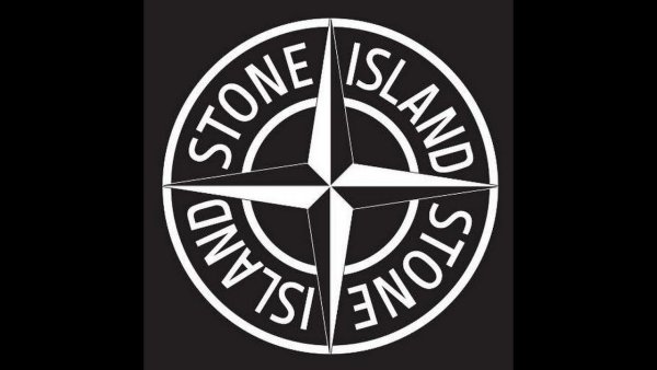 Stone Island логотип на чёрном фоне