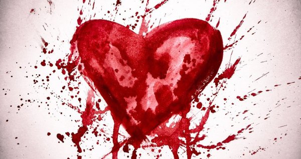 Кровавые рисунки карандашом