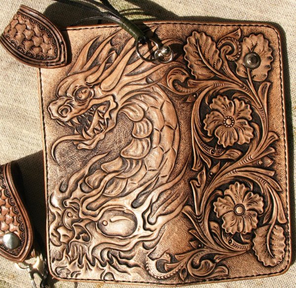 Тиснение на коже