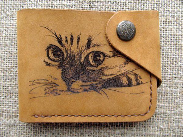 Гравировка на коже