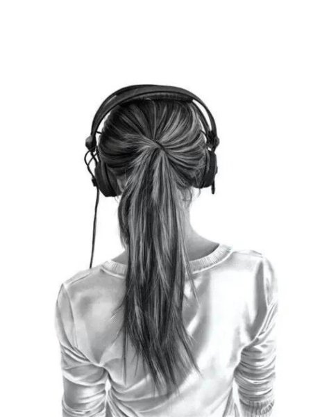 Рисованная девушка со спины