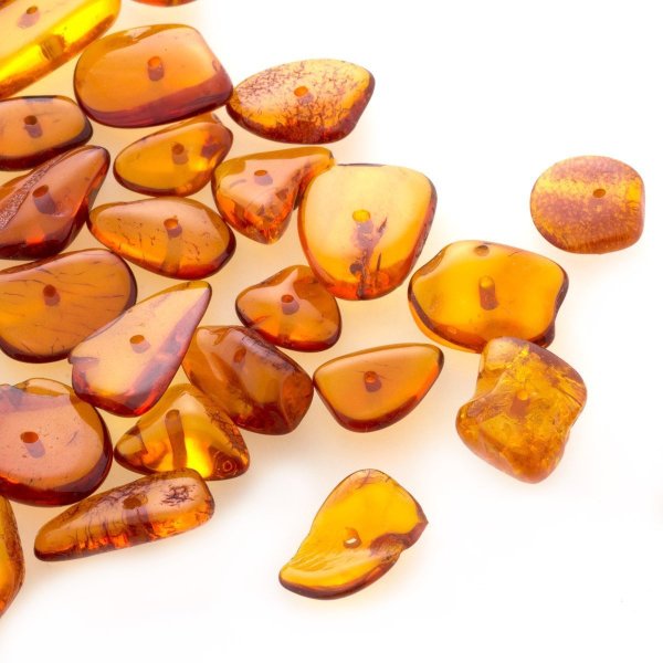 Янтарь дикий камень