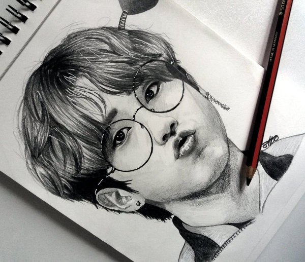 Хан Джисон нарисовать