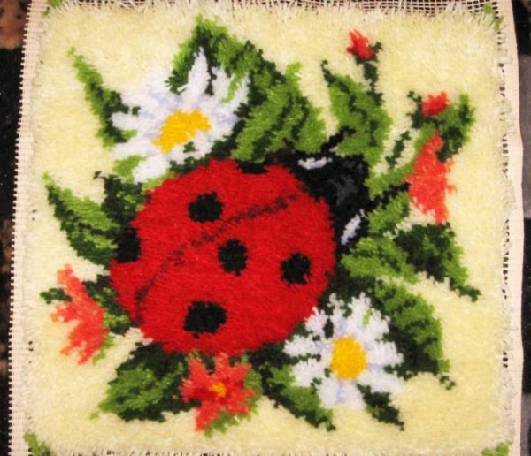 Узоры для ковровой вышивки