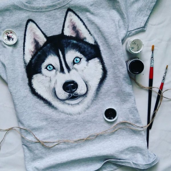 Роспись одежды акриловыми красками