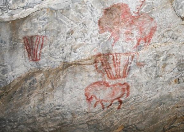 Капова пещера петроглифы