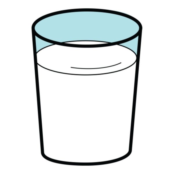 Ребенок со стаканом воды