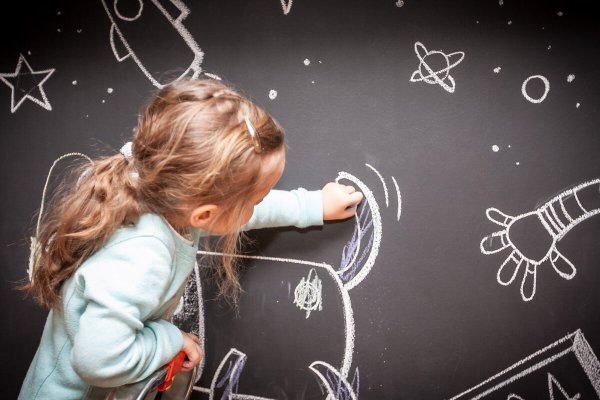 Цветные рисунки мелом