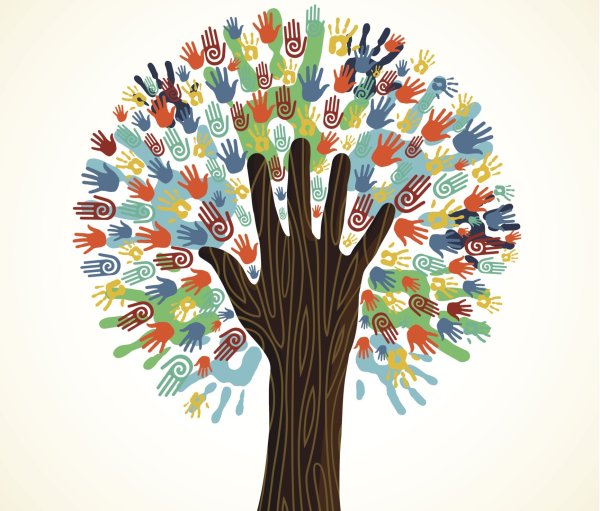 Ладонь из дерева