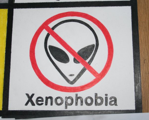 Ксенофобия рисунок