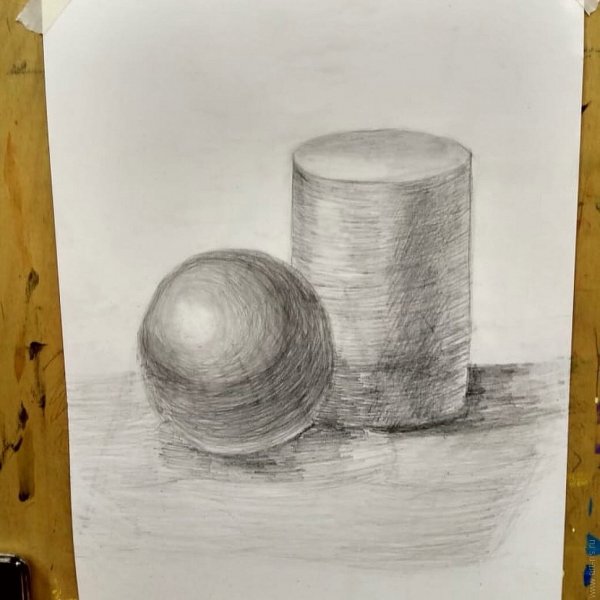 Цилиндр карандашом с тенью