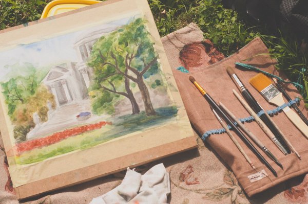 Принадлежности для рисования пленэре