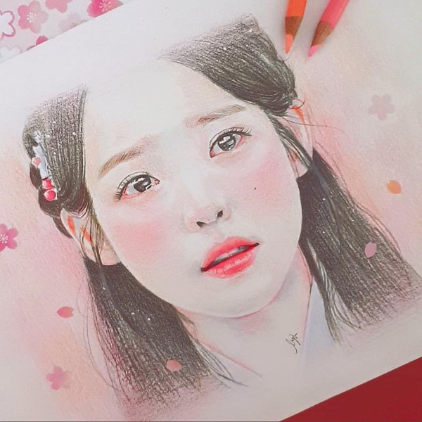 Корейцы карандашами цветными