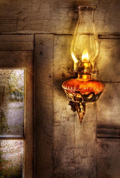 Керосиновая лампа акварелью