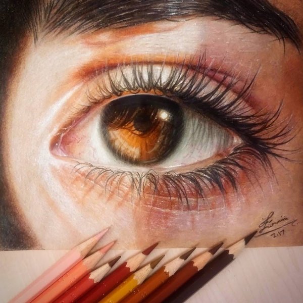 Реалистичный глаз карандашом