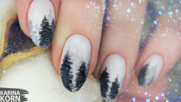 Акварельный маникюр зимний