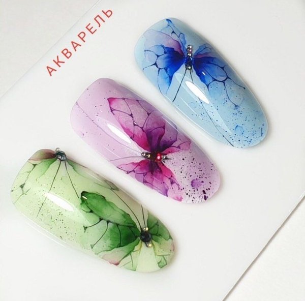 Акварельный маникюр 2020