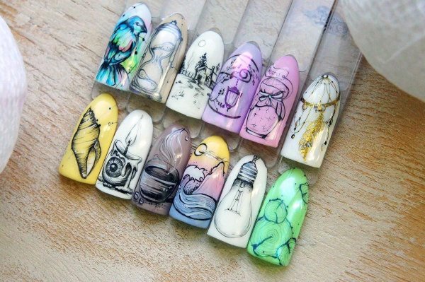 Миниатюры на ногтях