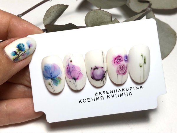 Ксения Купина акварель на ногтях