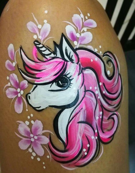 Аквагрим пони на руке