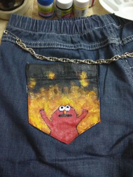 Рисование на карманах джинс