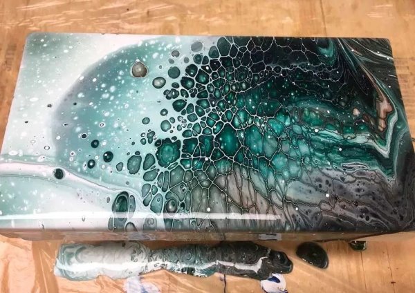 Жидкая заливка акрилом