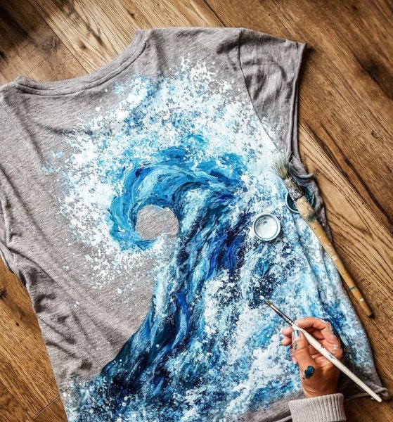 Рисование на футболках